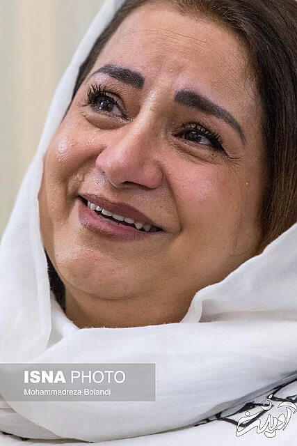 مادری برای دخترانی که معنی «تولد» را نمی‌دانستند